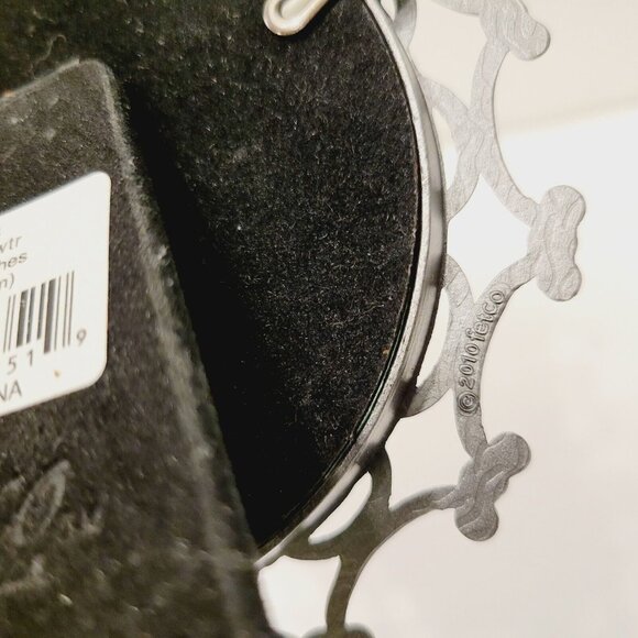 2010 Fetco Floral Rhinestone Round Free Standing Pewter Picture Frame - Picture 5 of 5